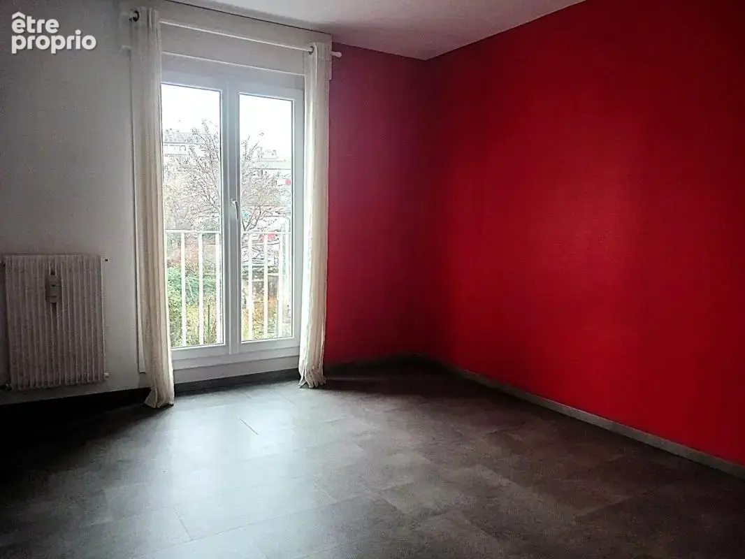 Appartement Lons Le Saunier 2 pièces ascenseur et balcon - photo 6