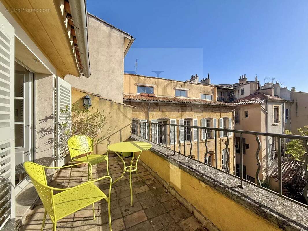 Aix-en-provence / centre-ville - hôtel particulier avec terrasses - quartier mazarin - photo 21