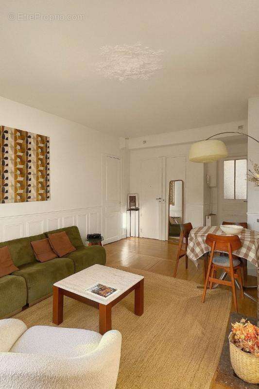 Appartement à LEVALLOIS-PERRET