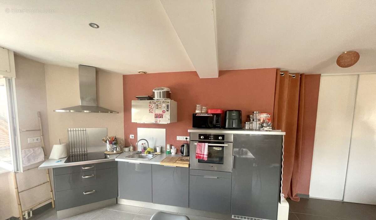 Appartement à LA ROCHE-SUR-FORON