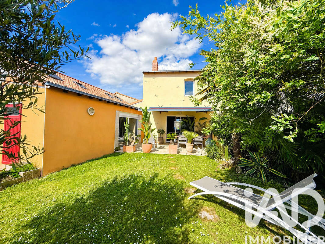 Photo 3 - Maison à LA CHAPELLE-BASSE-MER