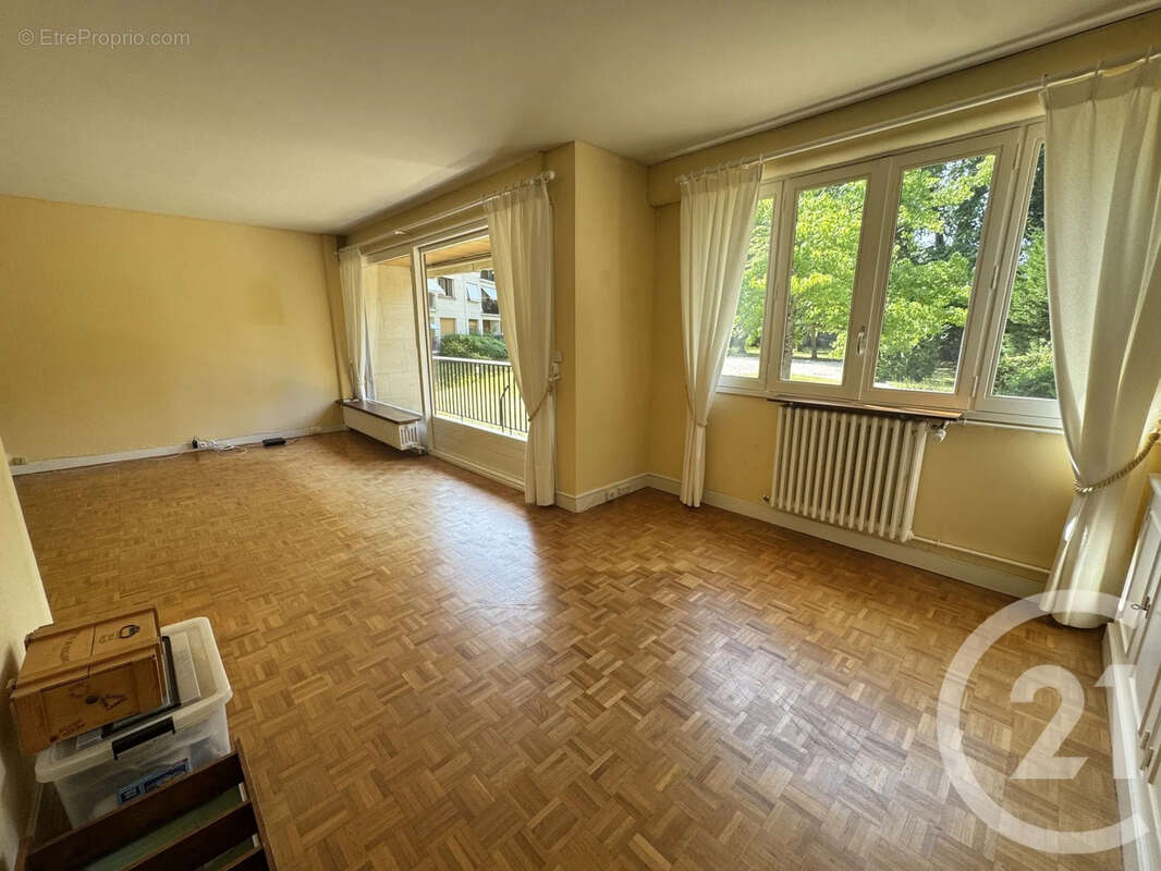 Appartement 111 m² à Avon  - photo 2