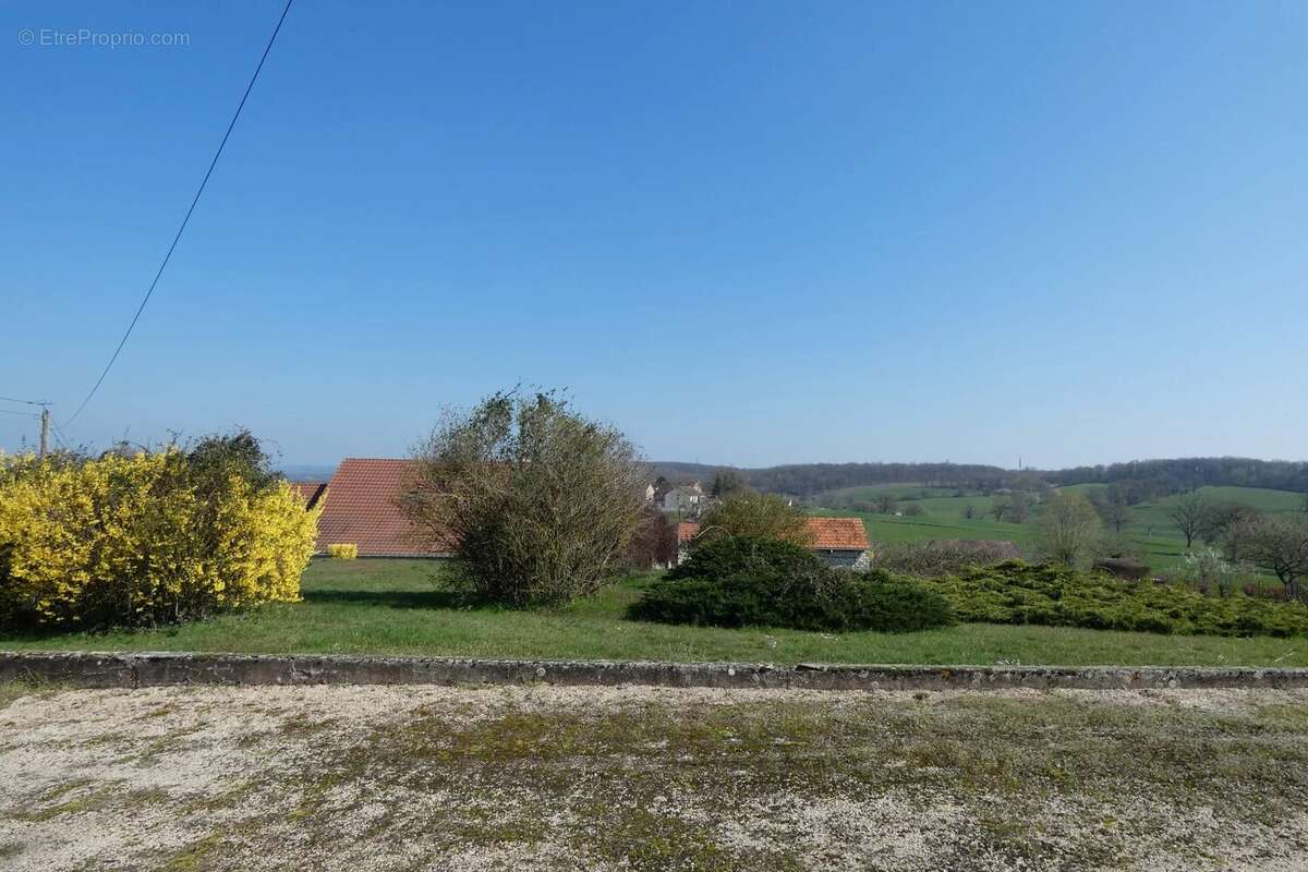 Maison à LE BREUIL