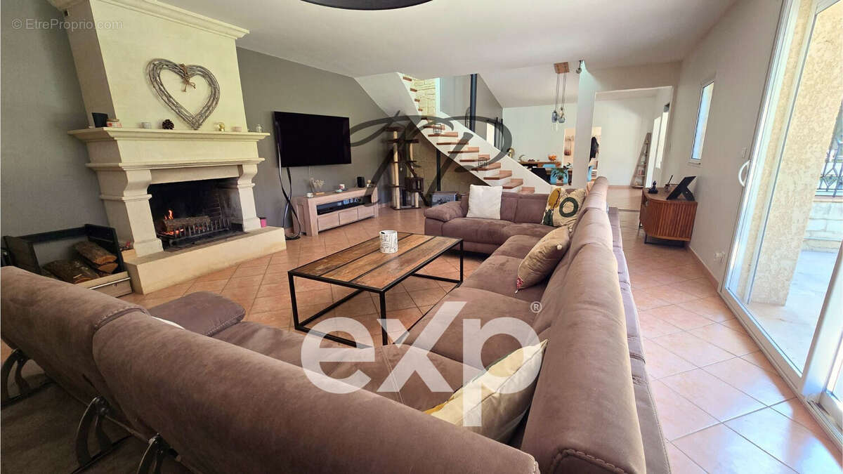 Maison 330 m² à Beziers  - photo 6