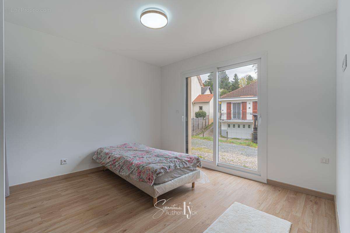 Maison 120 m² à Limoges  - photo 6
