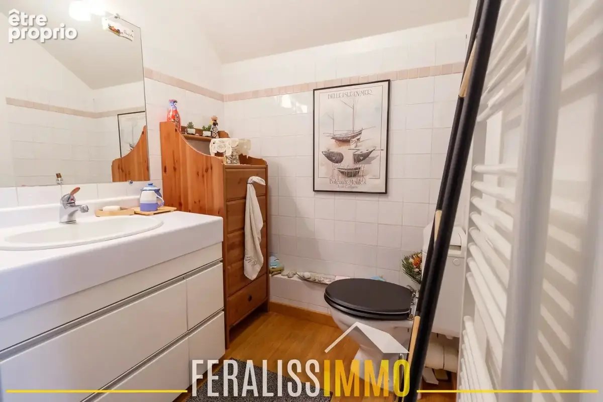 Maison familiale de 122 m2 avec jardin et espace jacuzzi ! - photo 9