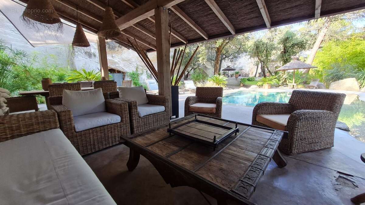 Maison à VILLENEUVE-LES-AVIGNON