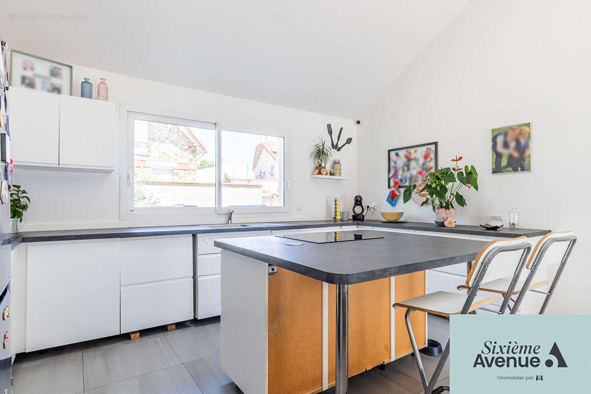 Maison à SAVIGNY-SUR-ORGE