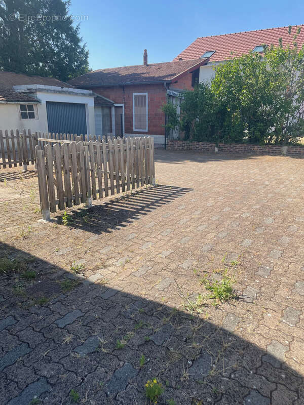 Appartement à SAINTE-SAVINE