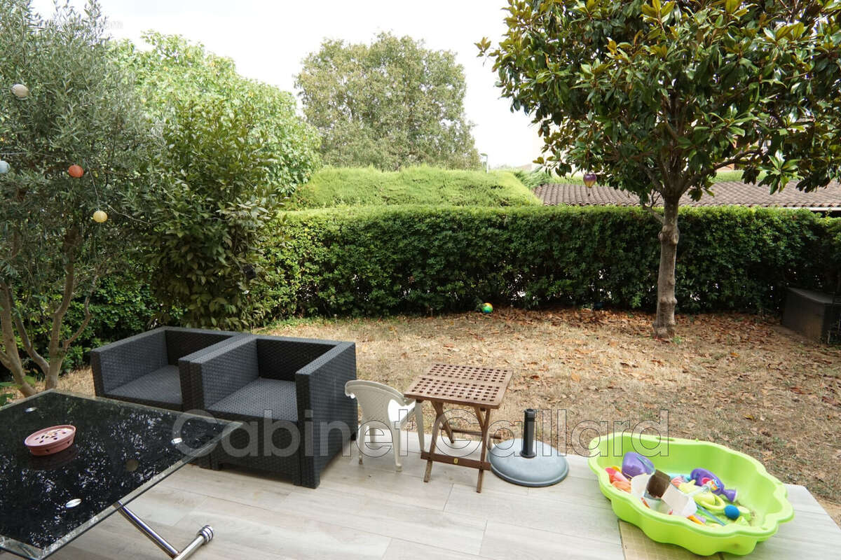 Appartement à PEYMEINADE