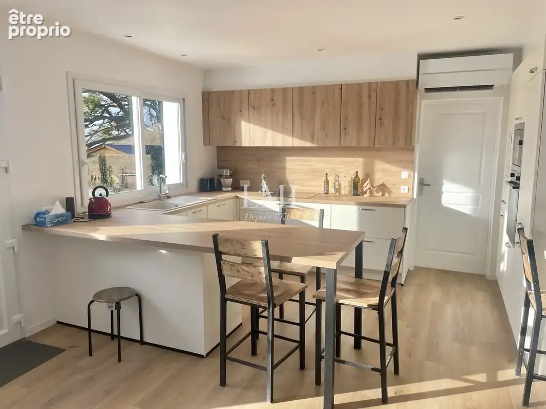 Maison 110 m² à Locoal-Mendon  - photo 2
