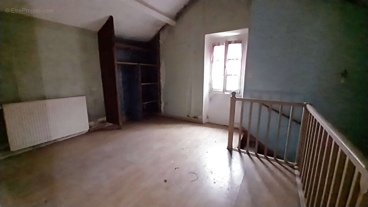 Maison à PETIT-BERSAC