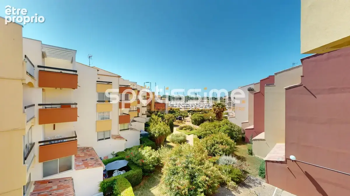 CAP D'AGDE - Malfato - Studio cabine avec vue port et parking - photo 11