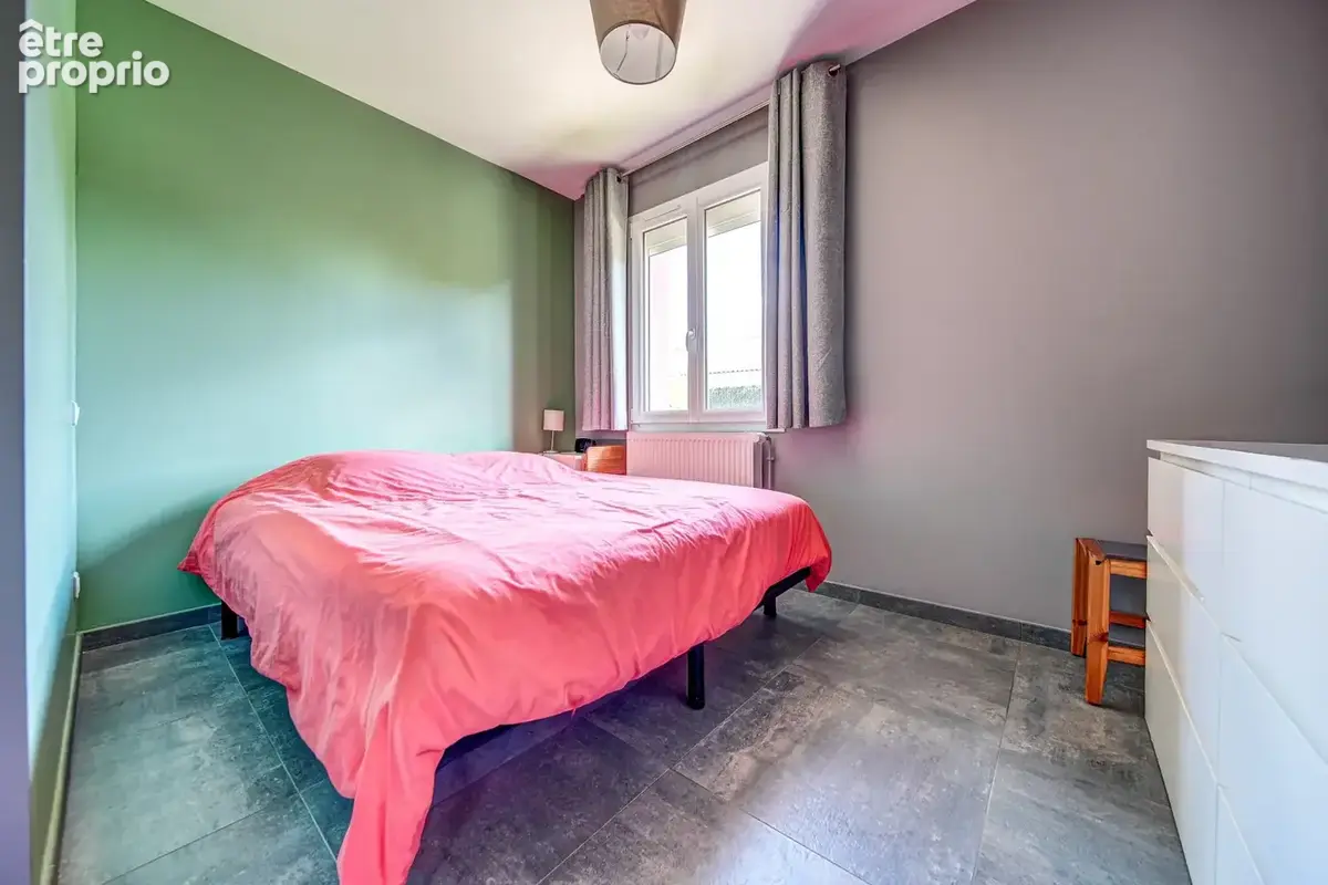 Maison individuelle avec sous-sol complet et jardin clos. - photo 12