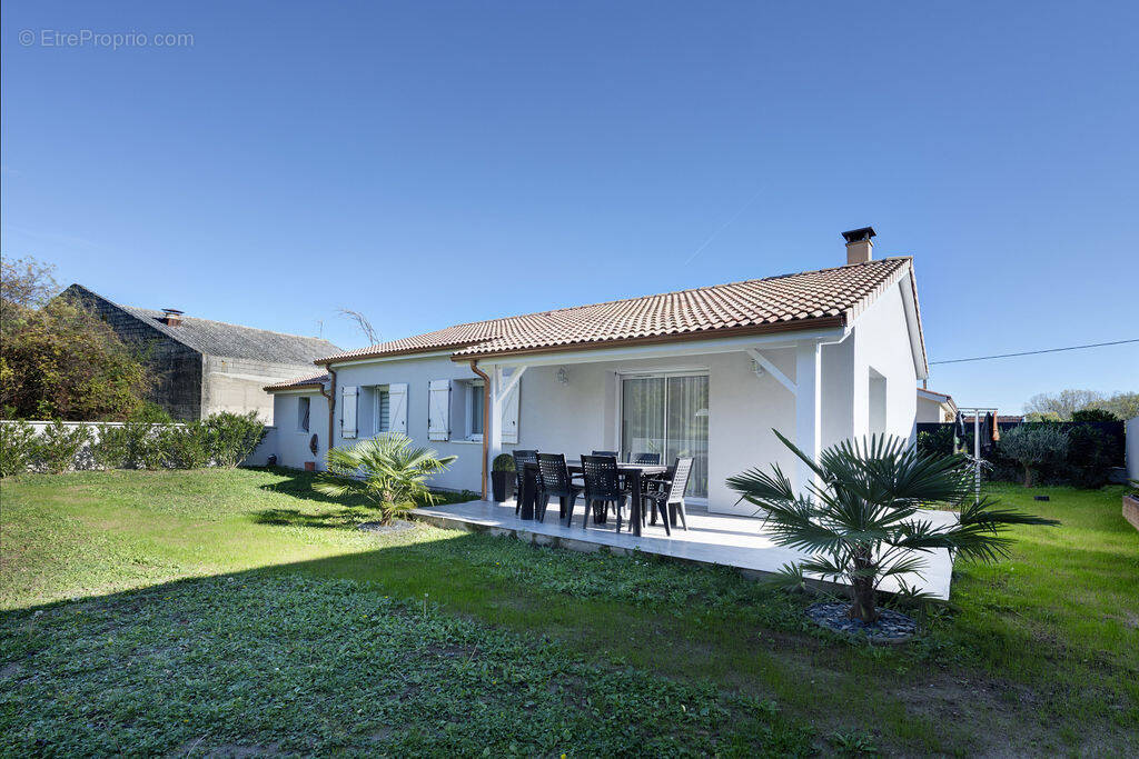 Maison à SAINT-PIERRE-DE-BOEUF