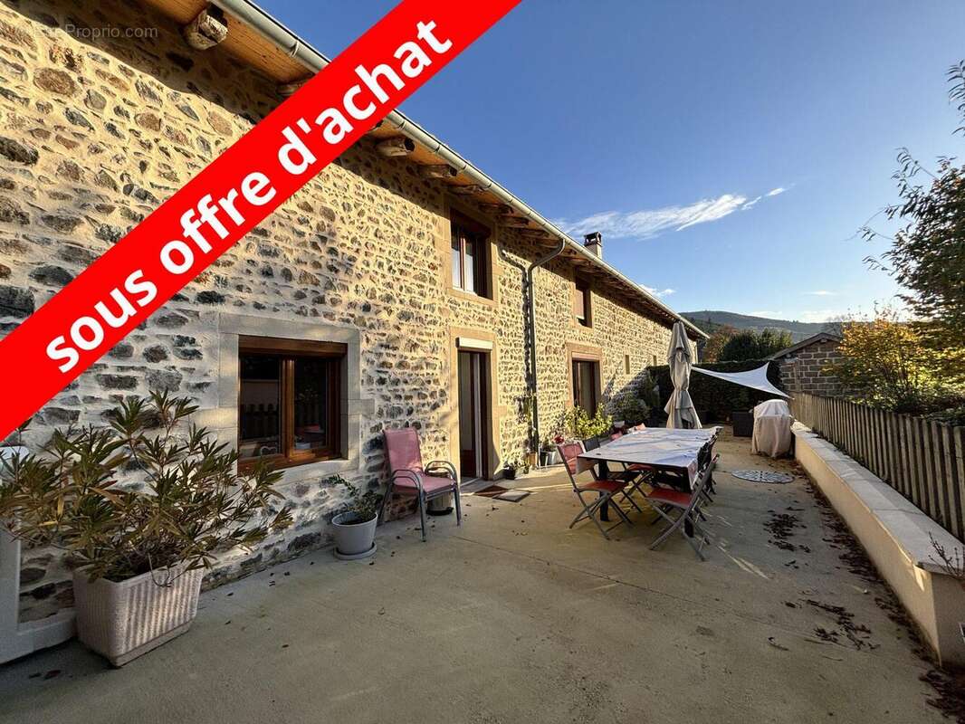 Maison à SAINT-DIDIER-SUR-BEAUJEU