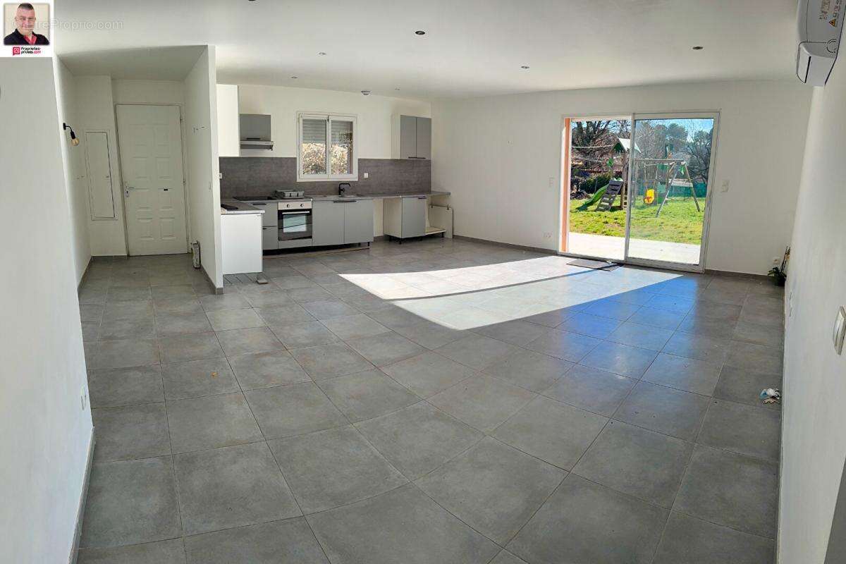 Maison à TRANS-EN-PROVENCE