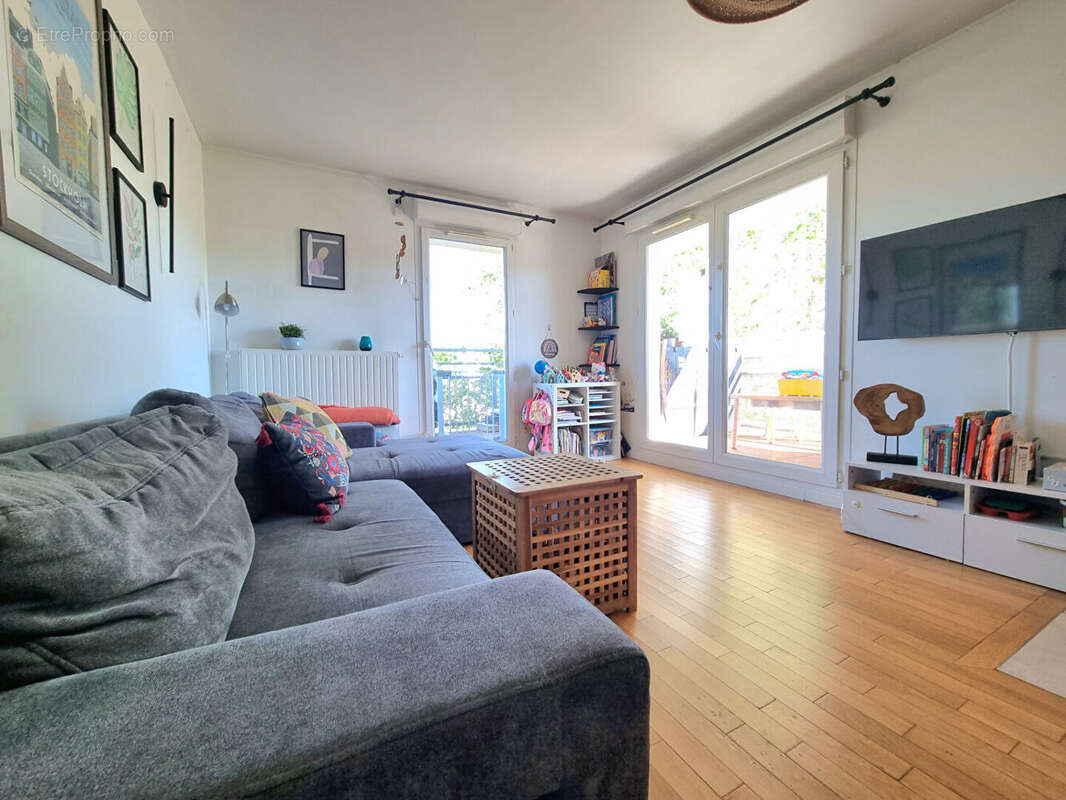 Appartement à LE PERREUX-SUR-MARNE