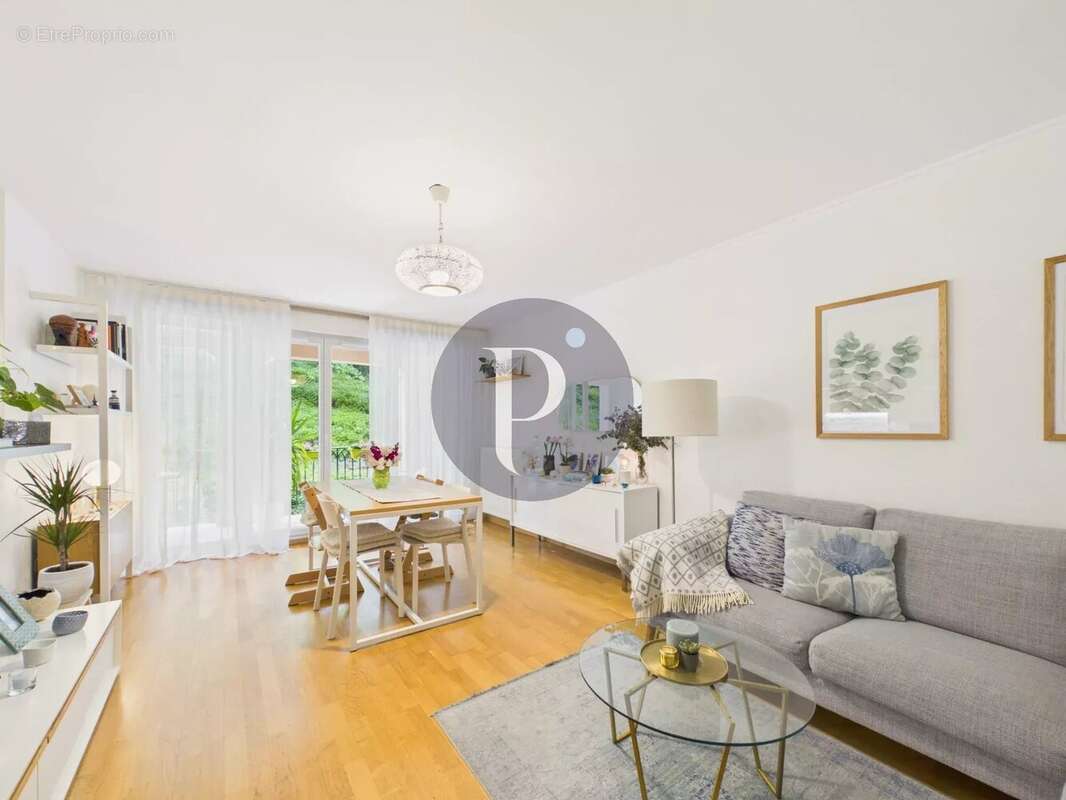 Appartement à LE PLESSIS-ROBINSON