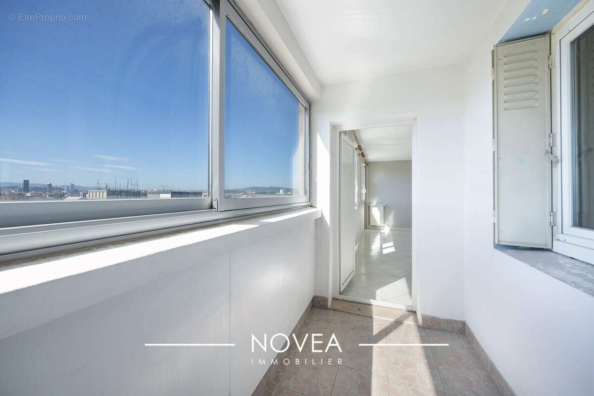 Appartement 70 m² à Villeurbanne  - photo 5