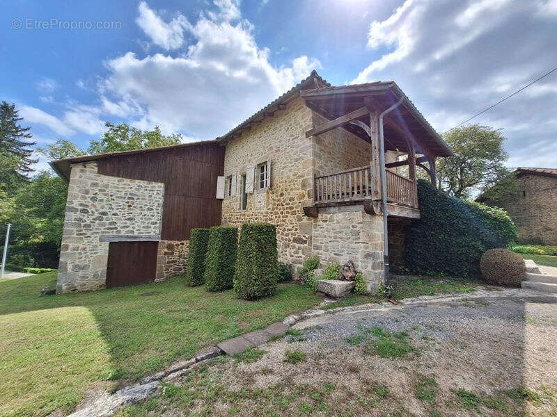 Maison à SOUSCEYRAC