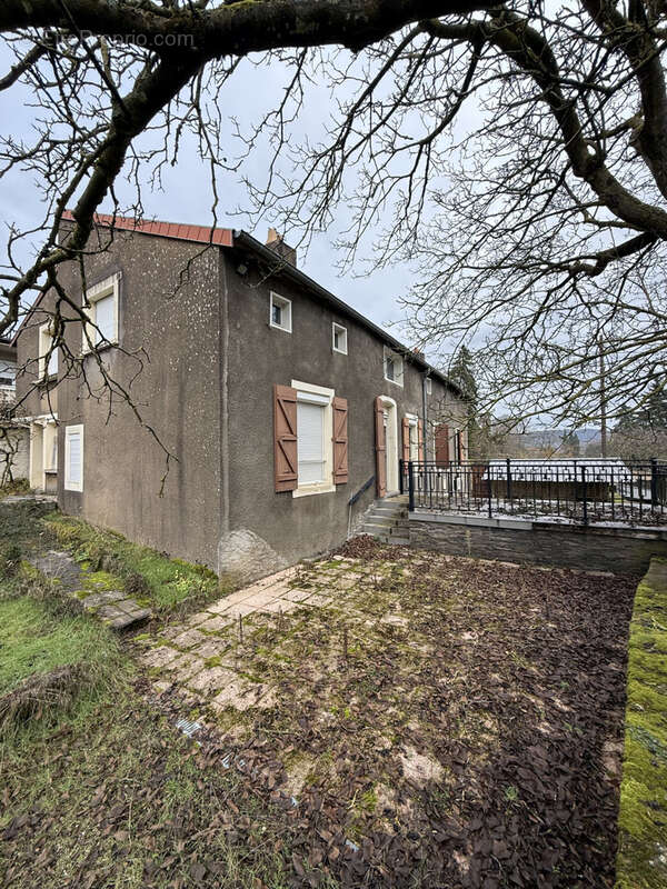 Maison à ROZERIEULLES