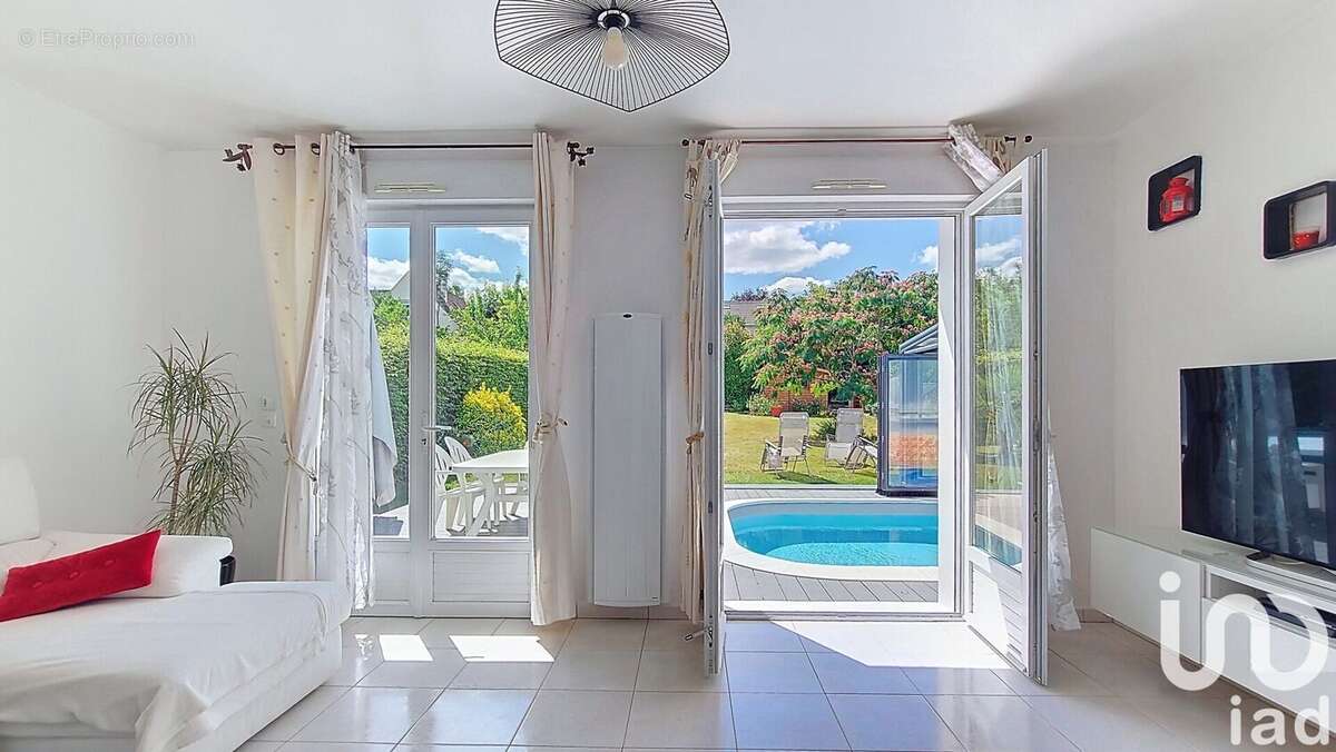 Photo 7 - Maison à SAINT-REMY-LES-CHEVREUSE