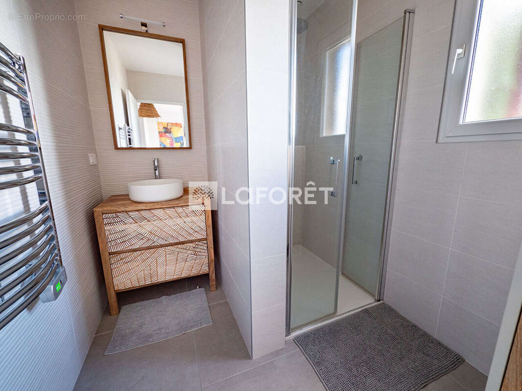 Maison à VILLELONGUE-DELS-MONTS