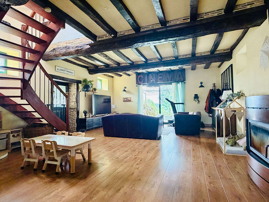 Maison à LE SEL-DE-BRETAGNE