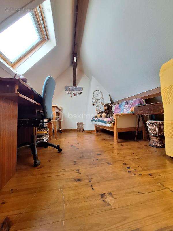 Maison à MENESTREAU-EN-VILLETTE