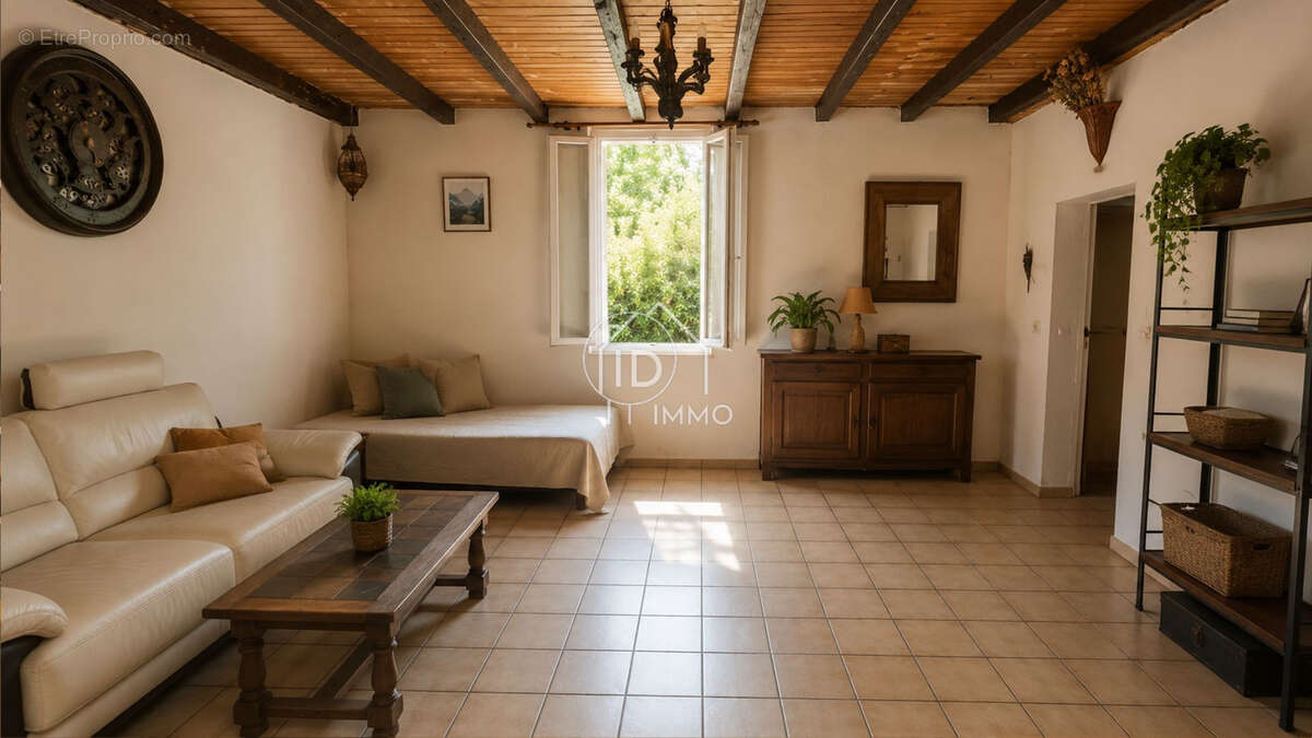 Maison avec grand terrain et dépendances - photo 2