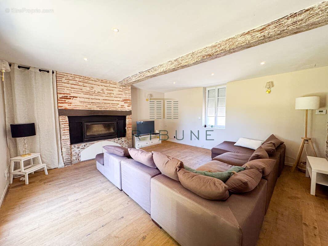 Proche d'AGEN -Maison en pierre de charme avec piscine, jardin et garage - photo 2