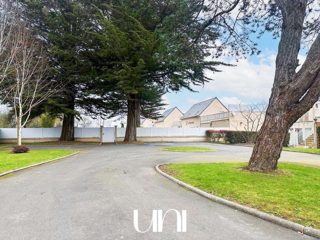 Appartement à COLLEVILLE-SUR-MER