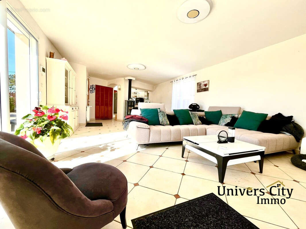 Maison à CHAMPTOCE-SUR-LOIRE