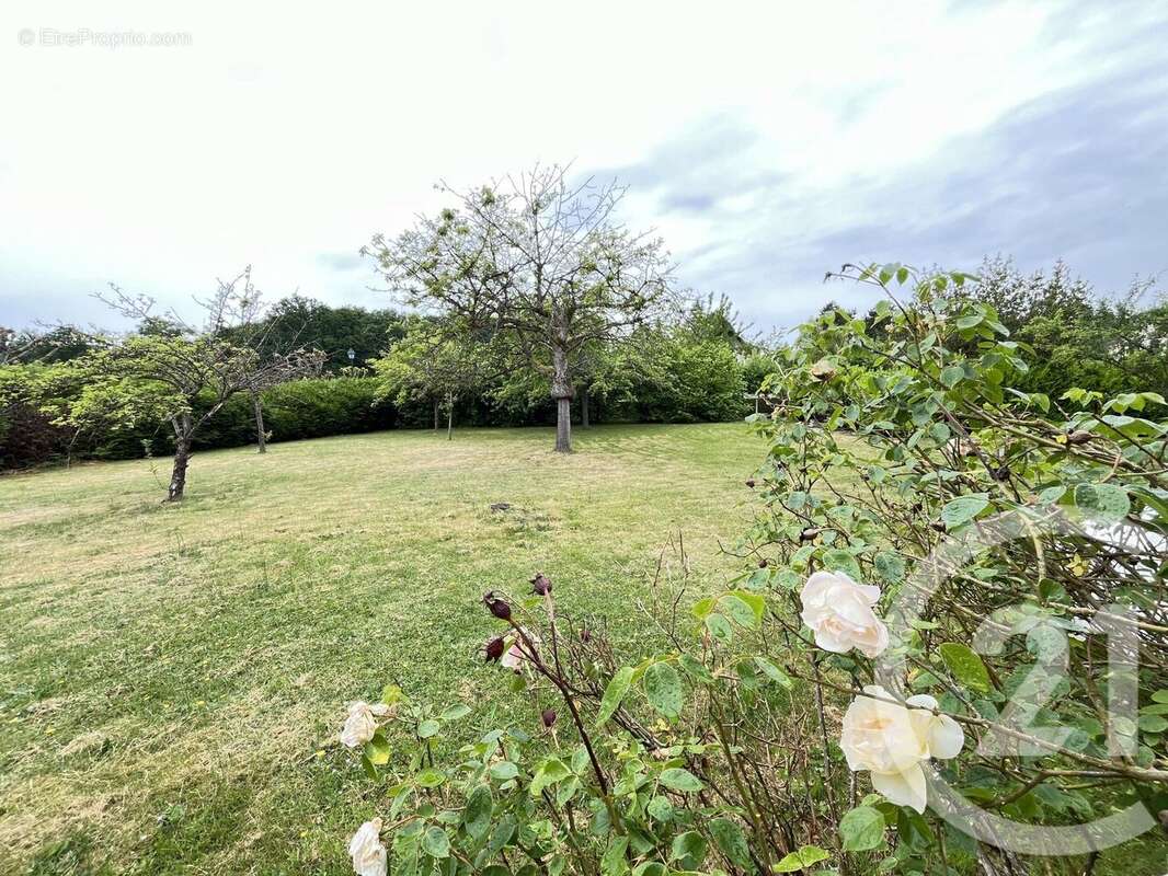 Maison à HOULBEC-COCHEREL