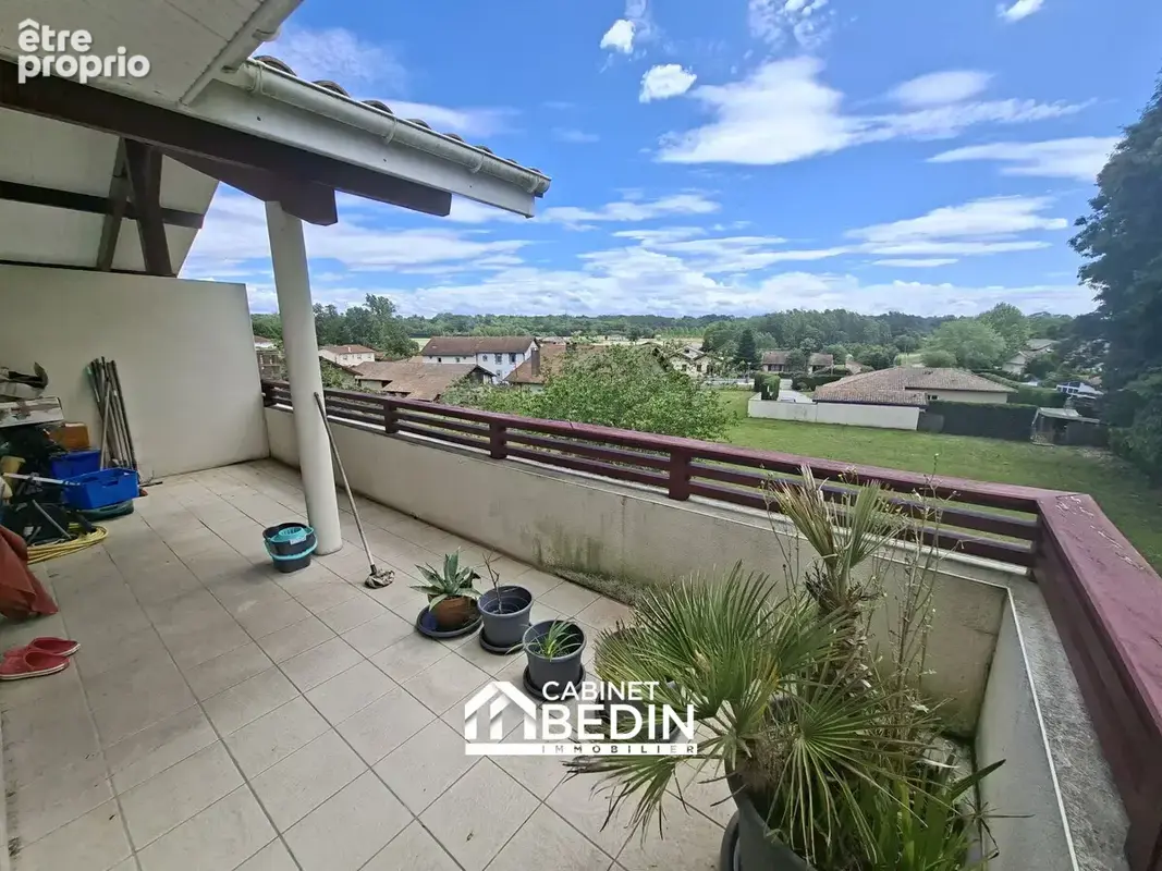 Appartement à CANDRESSE