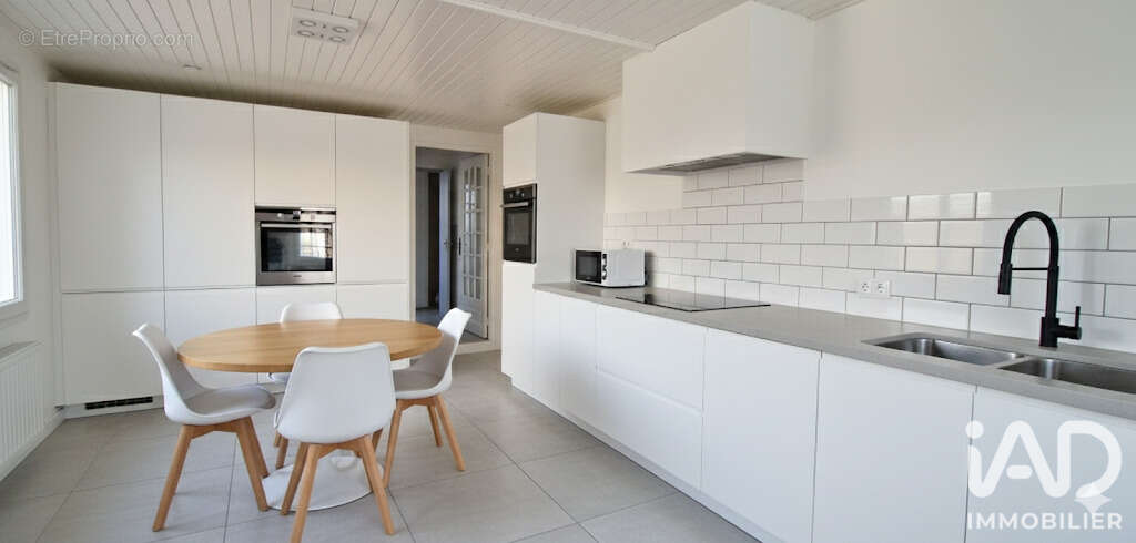 Maison 185 m² à Longperrier  - photo 5