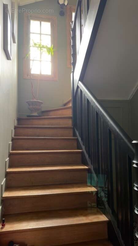 Maison à MONT-SAINT-AIGNAN