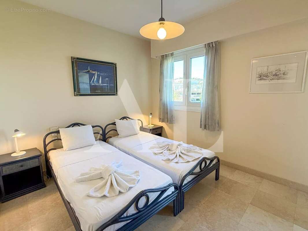 Appartement à VALLAURIS