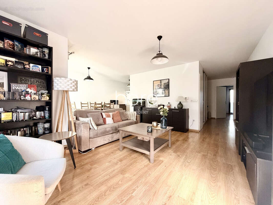 Appartement à COLOMBES