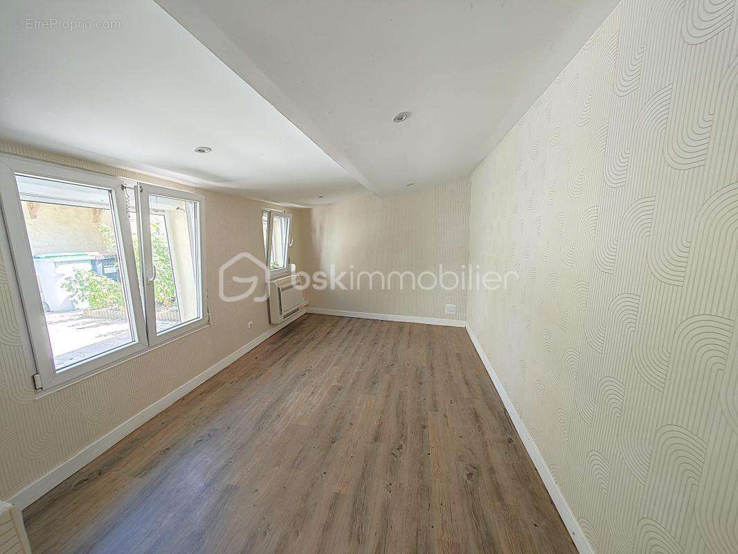 Situation exceptionnelle, tout à pied, Maison 6 pièces 104 m² surface au sol. terrain de 156 m² - photo 12