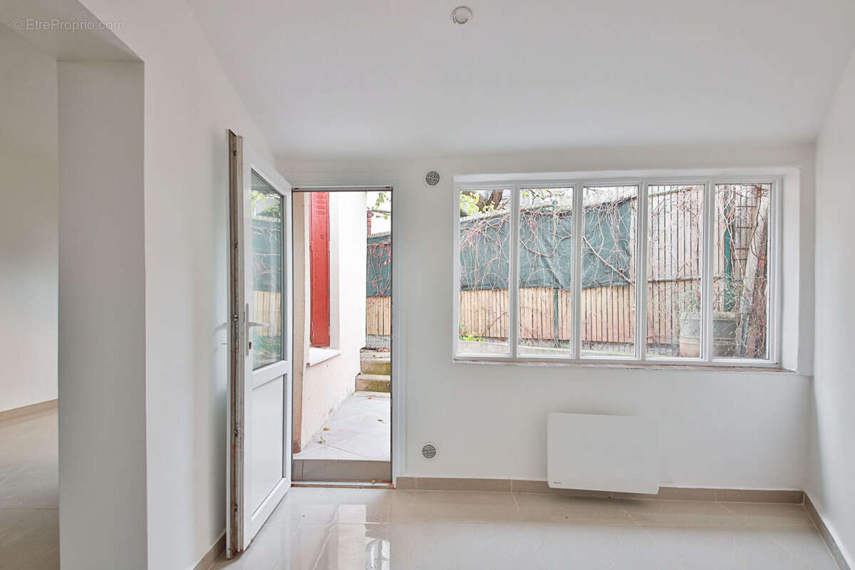 Appartement à NANTERRE