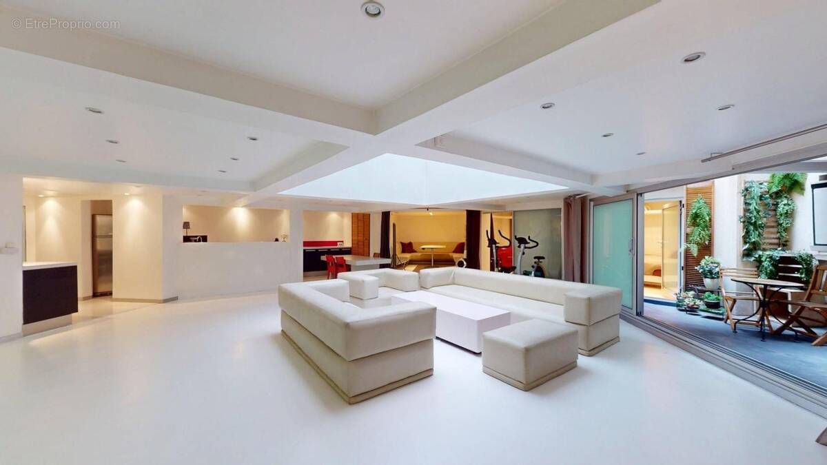 Appartement à PARIS-19E