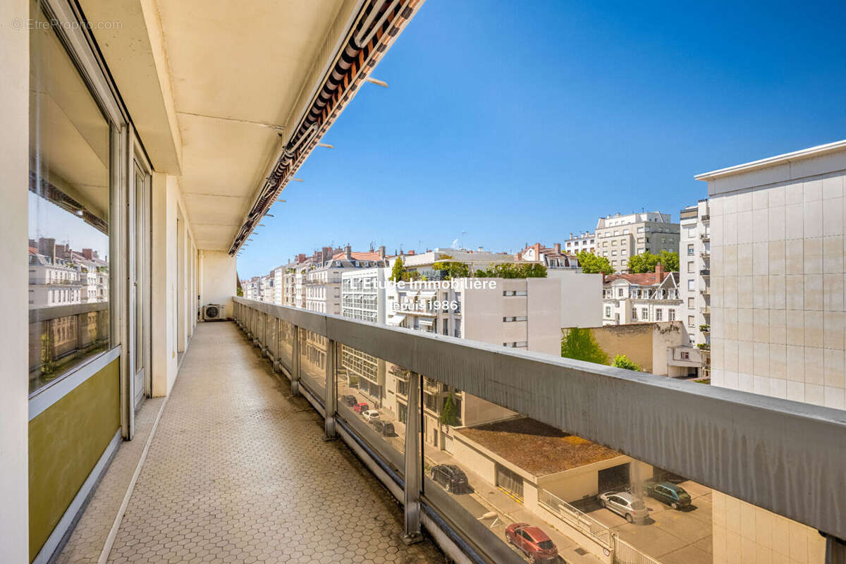 Appartement à LYON-6E