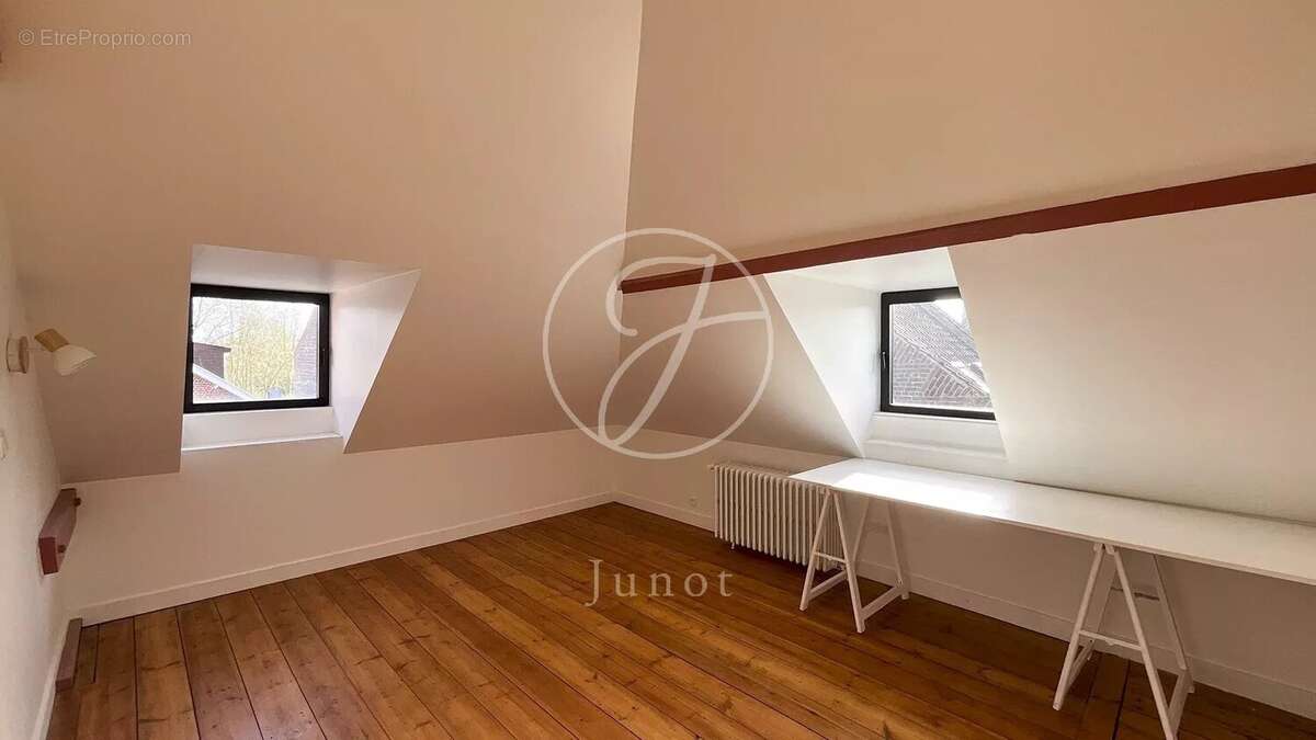 Maison à MARCQ-EN-BAROEUL