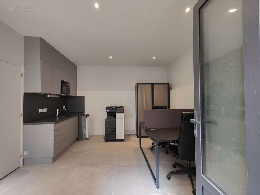 Appartement à PARIS-7E