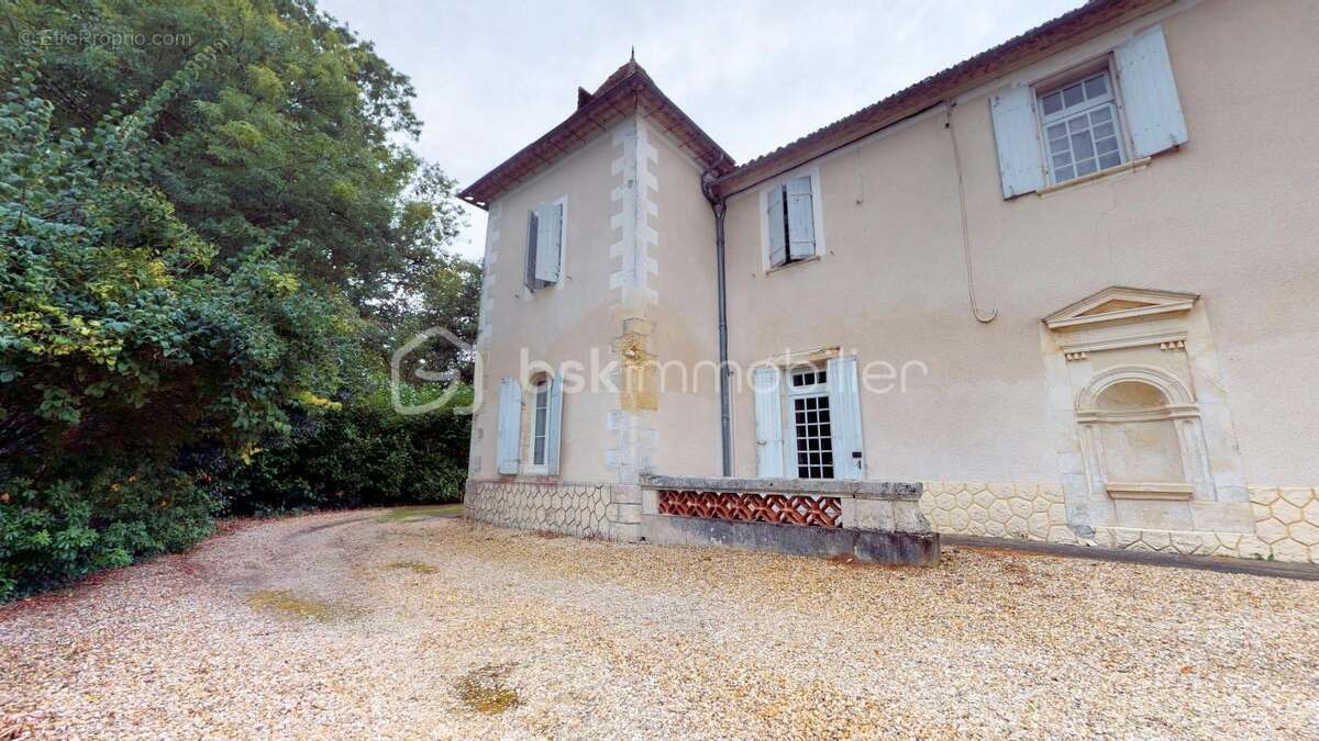 Maison à SAINT-ANDRE-DE-CUBZAC