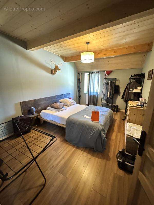 Appartement à TANINGES