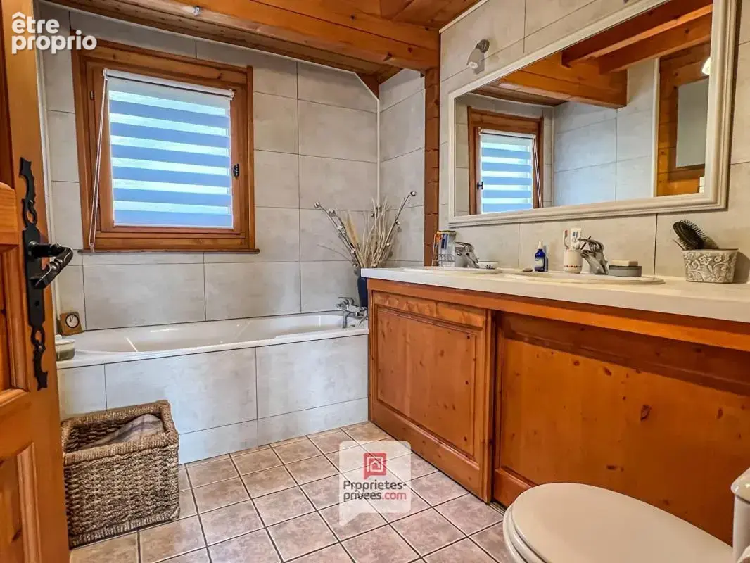 Plateau des Petites Roches (38660) - Chalet en madriers 4 chambres+ studio + carport + jardin - photo 12