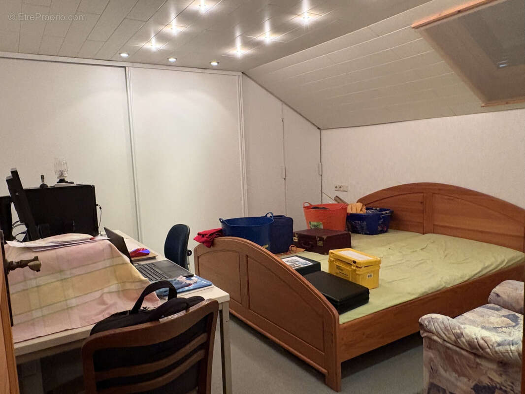 Maison à CHATEAU-CHERVIX